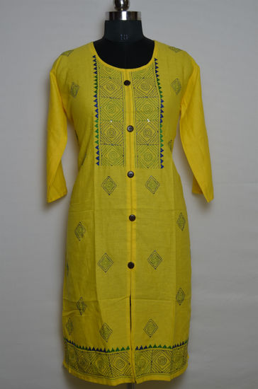 Picture of Yellow Round Neck Embroidered Kurta