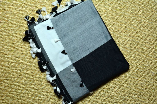 Picture of Black and White Handloom Pom Pom Saree