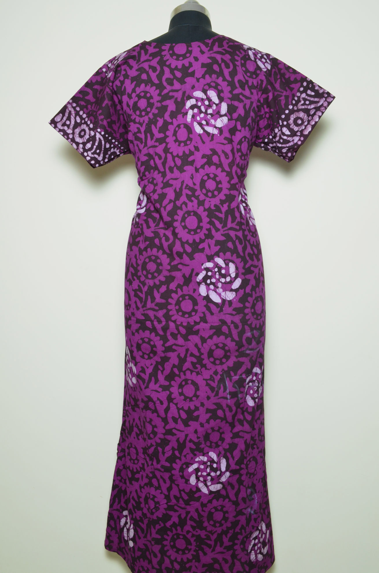 Tvis and Bliss. Purple and Brown Batik Print Cotton Nighty