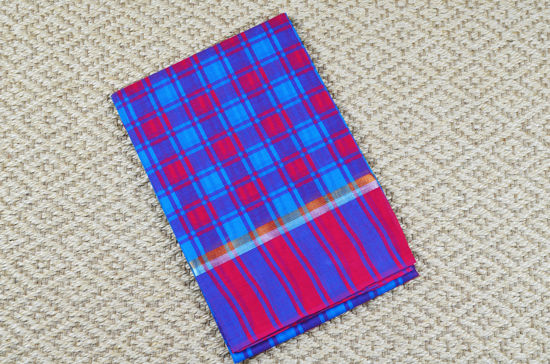 Picture of Red and Blue Checks Mangalagiri Handloom Cotton Saree