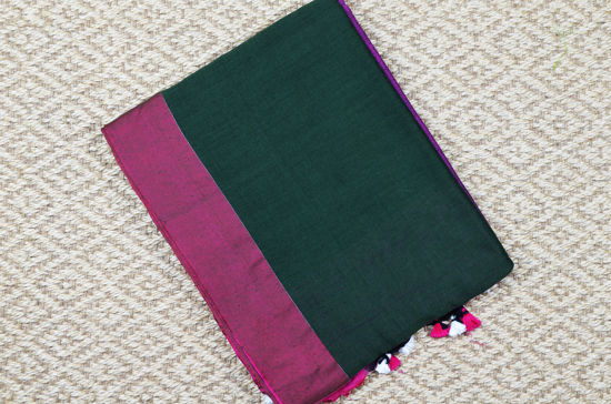 Picture of Bottle Green and Magenta Plain Style Handloom silk Cotton saree