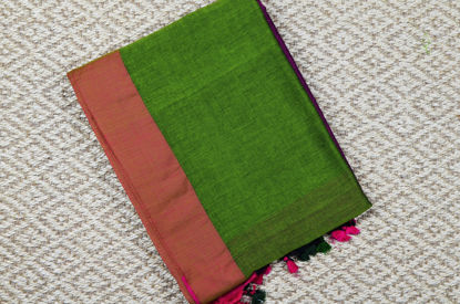 Picture of Mehandi Green and Magenta Plain Style Handloom silk Cotton saree