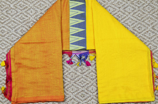 Picture of Mustard Yellow and Yellow Madhyamani Pure Cotton saree