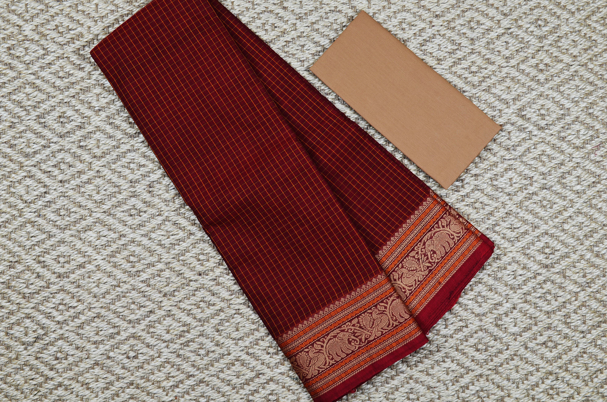 Small Checks Cotton Silk Saree at Rs.350/Piece in mau offer by Farheen Saree